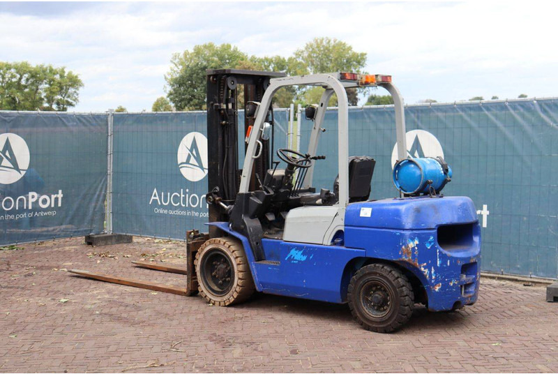 Hangcha CPQD35N RW11A-Y - Chariot élévateur à gaz: photos 3 Hangcha CPQD35N RW11A-Y - Chariot élévateur à gaz: photos 3