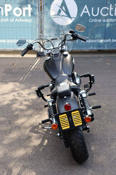 Harley-Davidson Dyna Street Bob - Motocyclette: photos 5 Harley-Davidson Dyna Street Bob - Motocyclette: photos 5