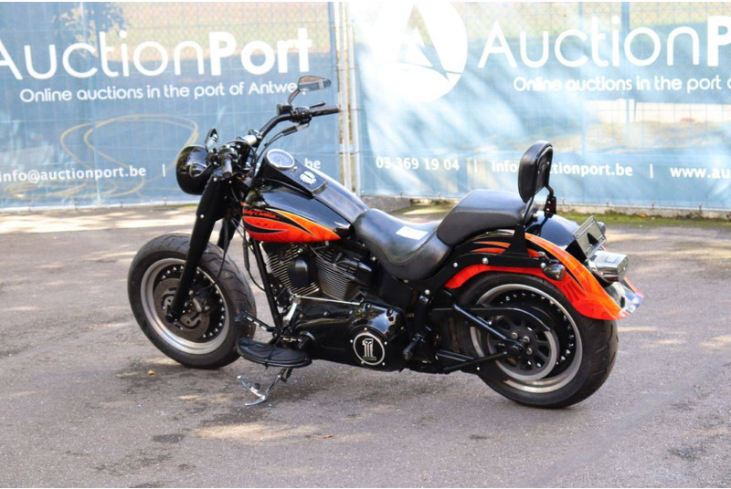 Harley-Davidson Fat Boy Low - Motocyclette: photos 3 Harley-Davidson Fat Boy Low - Motocyclette: photos 3