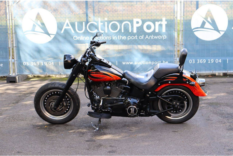 Harley-Davidson Fat Boy Low - Motocyclette: photos 2 Harley-Davidson Fat Boy Low - Motocyclette: photos 2