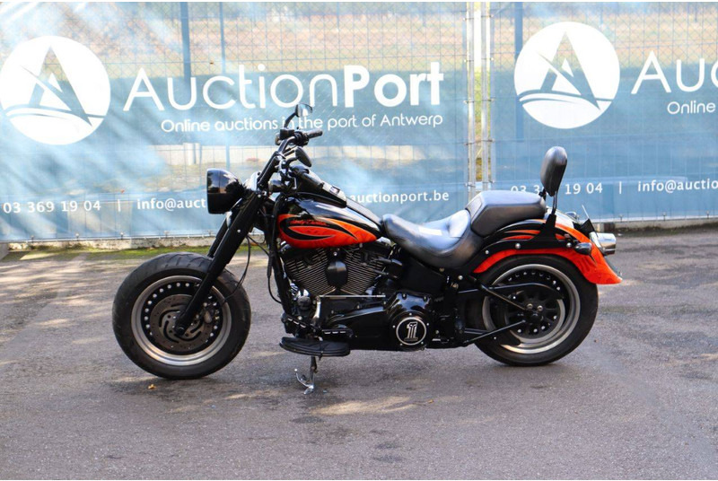 Harley-Davidson Fat Boy Low - Motocyclette: photos 1 Harley-Davidson Fat Boy Low - Motocyclette: photos 1