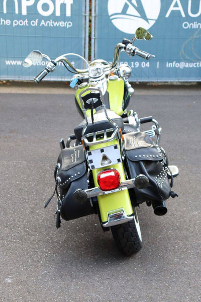 Harley-Davidson Heritage Softail Classic - Motocyclette: photos 5 Harley-Davidson Heritage Softail Classic - Motocyclette: photos 5