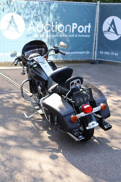 Harley-Davidson Road King Classic Touring - Motocyclette: photos 4 Harley-Davidson Road King Classic Touring - Motocyclette: photos 4