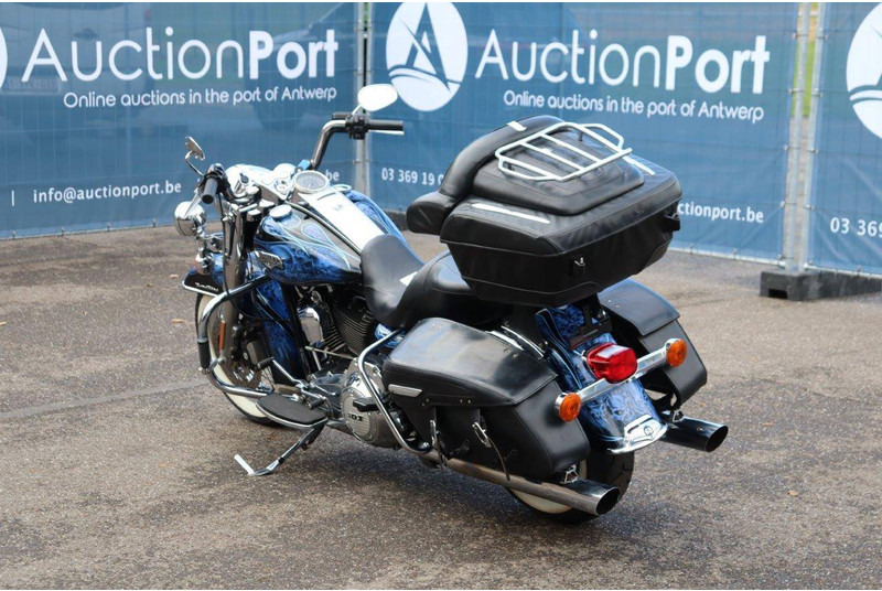 Harley-Davidson Road King Classic Touring - Motocyclette: photos 4 Harley-Davidson Road King Classic Touring - Motocyclette: photos 4
