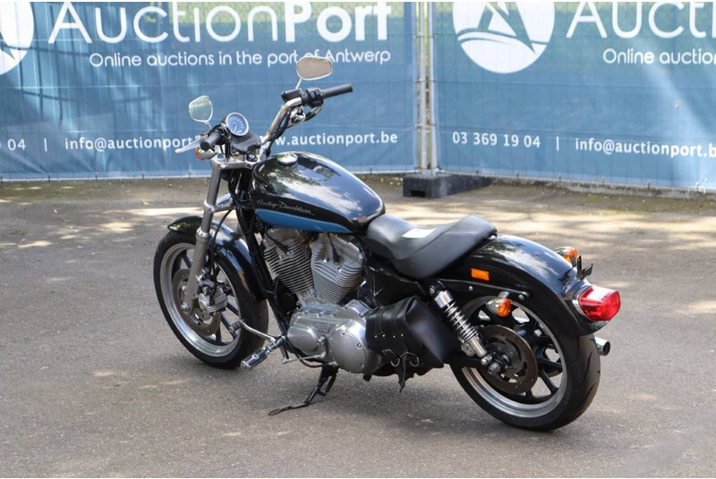Harley-Davidson Sportster XL883 - Motocyclette: photos 3 Harley-Davidson Sportster XL883 - Motocyclette: photos 3