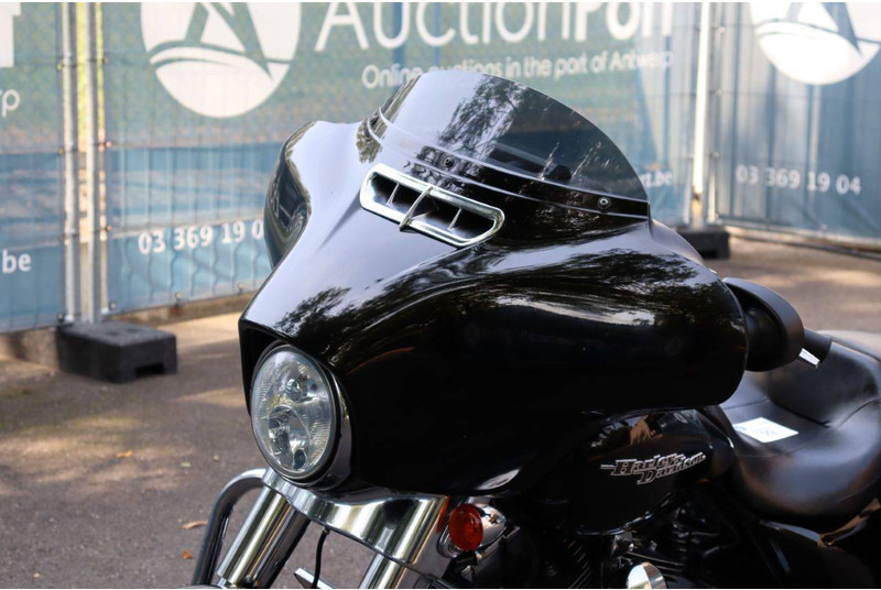 Motocyclette Harley-Davidson Street Glide: photos 11 Motocyclette Harley-Davidson Street Glide: photos 11