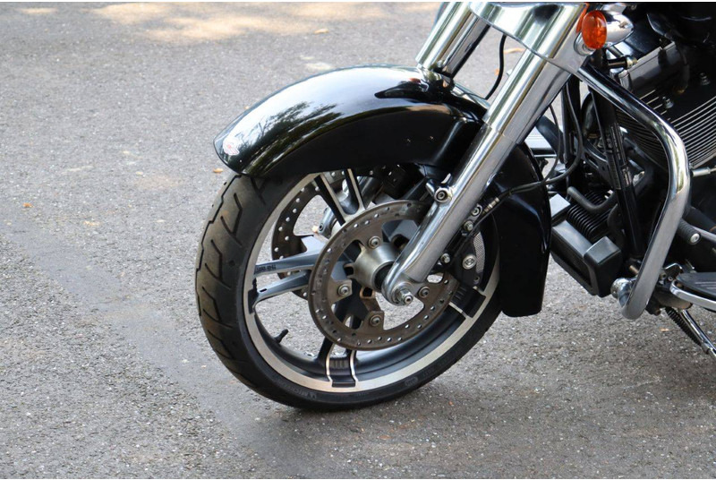 Motocyclette Harley-Davidson Street Glide: photos 10 Motocyclette Harley-Davidson Street Glide: photos 10