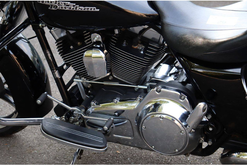 Motocyclette Harley-Davidson Street Glide: photos 19 Motocyclette Harley-Davidson Street Glide: photos 19