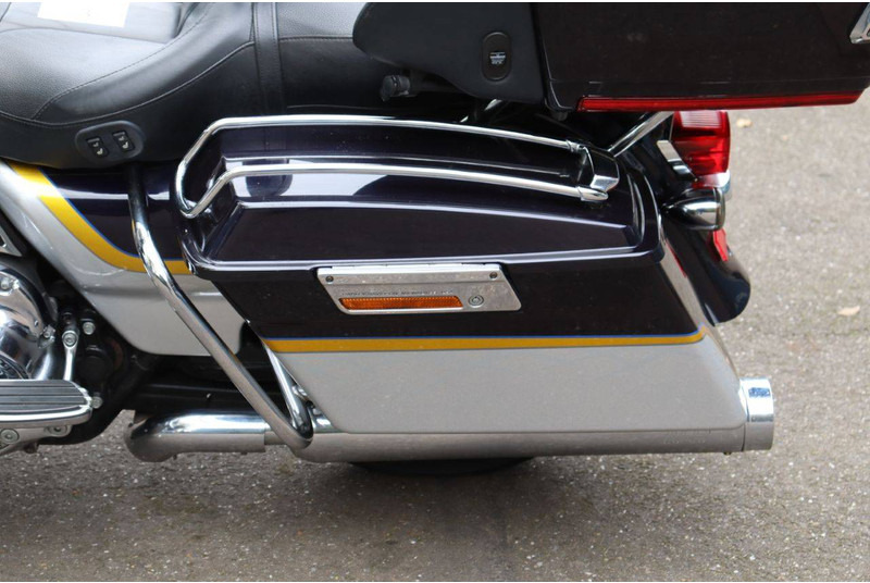 Motocyclette Harley-Davidson ULTRA CLASSIC CVO: photos 17 Motocyclette Harley-Davidson ULTRA CLASSIC CVO: photos 17