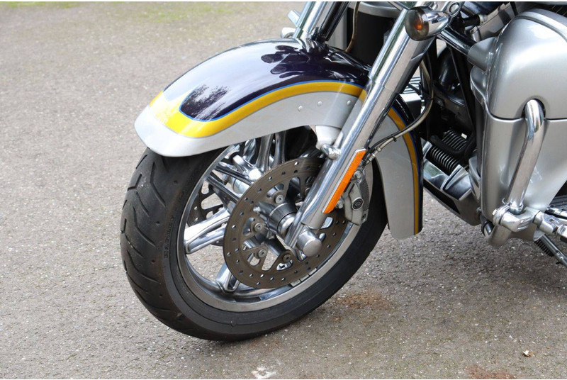 Motocyclette Harley-Davidson ULTRA CLASSIC CVO: photos 12 Motocyclette Harley-Davidson ULTRA CLASSIC CVO: photos 12