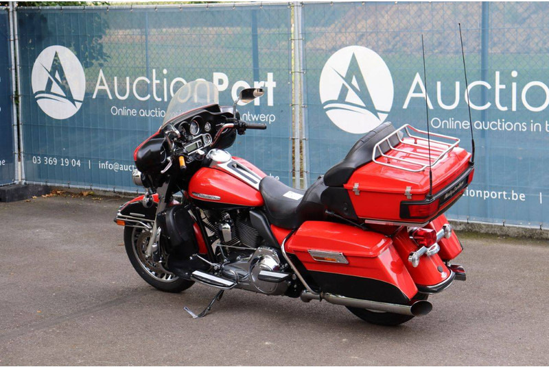 Harley-Davidson Ultra Classic - Motocyclette: photos 3 Harley-Davidson Ultra Classic - Motocyclette: photos 3