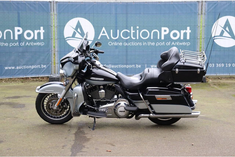 Harley-Davidson Ultra Classic - Motocyclette: photos 2 Harley-Davidson Ultra Classic - Motocyclette: photos 2