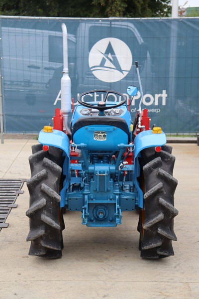 Hinomoto BEST E14 - Tracteur agricole: photos 5 Hinomoto BEST E14 - Tracteur agricole: photos 5