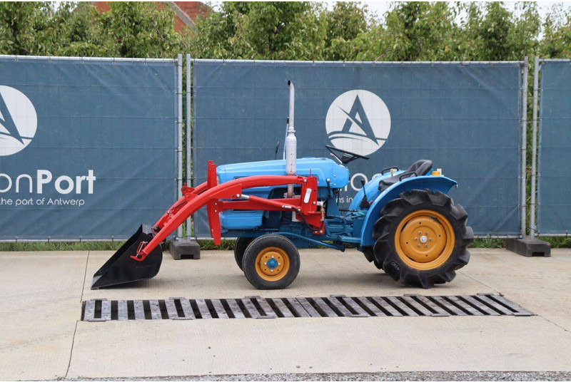 Hinomoto BEST E14 - Tracteur agricole: photos 1 Hinomoto BEST E14 - Tracteur agricole: photos 1