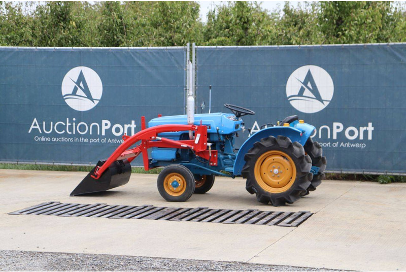 Hinomoto BEST E14 - Tracteur agricole: photos 3 Hinomoto BEST E14 - Tracteur agricole: photos 3