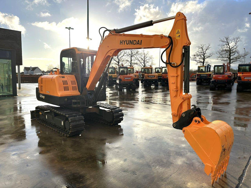 Hyundai R60VS - Pelle sur chenille: photos 3 Hyundai R60VS - Pelle sur chenille: photos 3