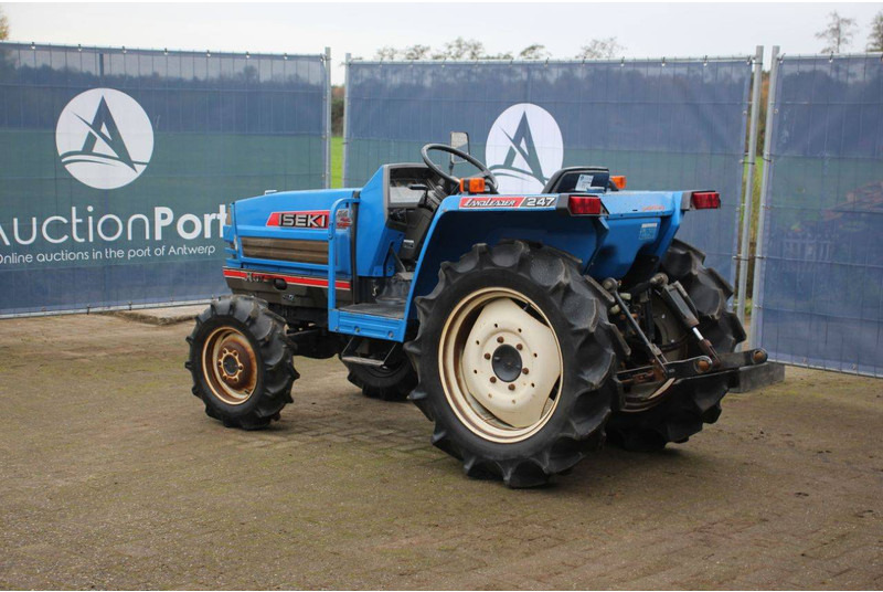 Iseki Landleader 247 - Tracteur agricole: photos 3 Iseki Landleader 247 - Tracteur agricole: photos 3