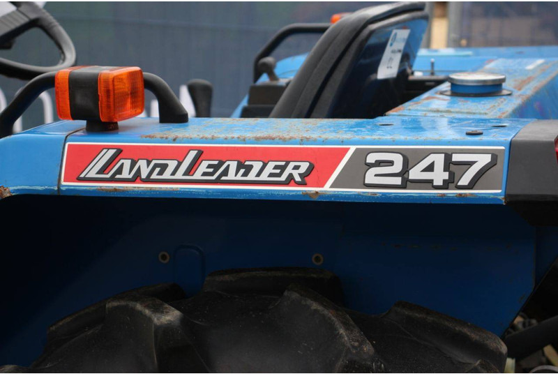 Tracteur agricole Iseki Landleader 247: photos 16 Tracteur agricole Iseki Landleader 247: photos 16