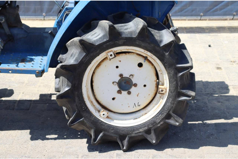 Tracteur agricole Iseki TU1600F: photos 15 Tracteur agricole Iseki TU1600F: photos 15