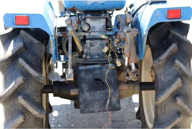Tracteur agricole Iseki TU1600F: photos 18 Tracteur agricole Iseki TU1600F: photos 18