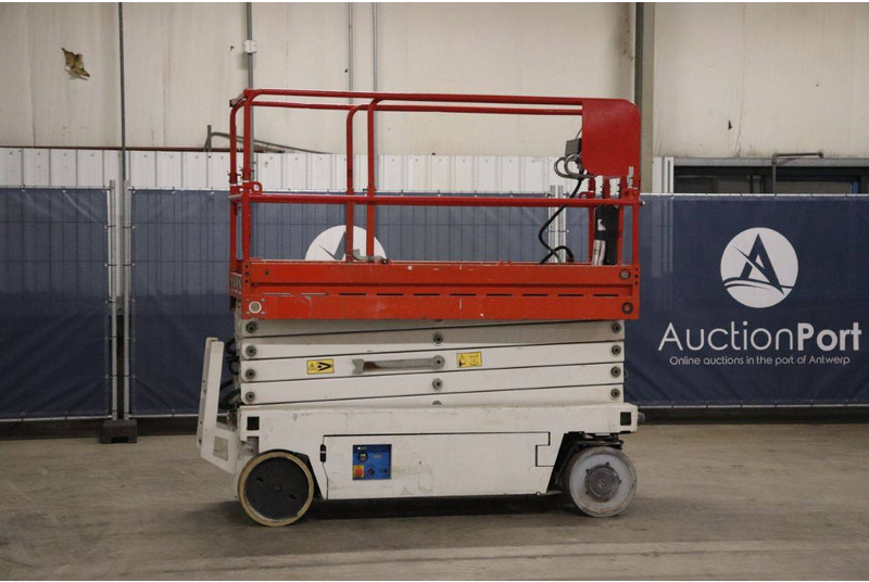 Iteco IT10090 - Nacelle ciseaux: photos 1 Iteco IT10090 - Nacelle ciseaux: photos 1