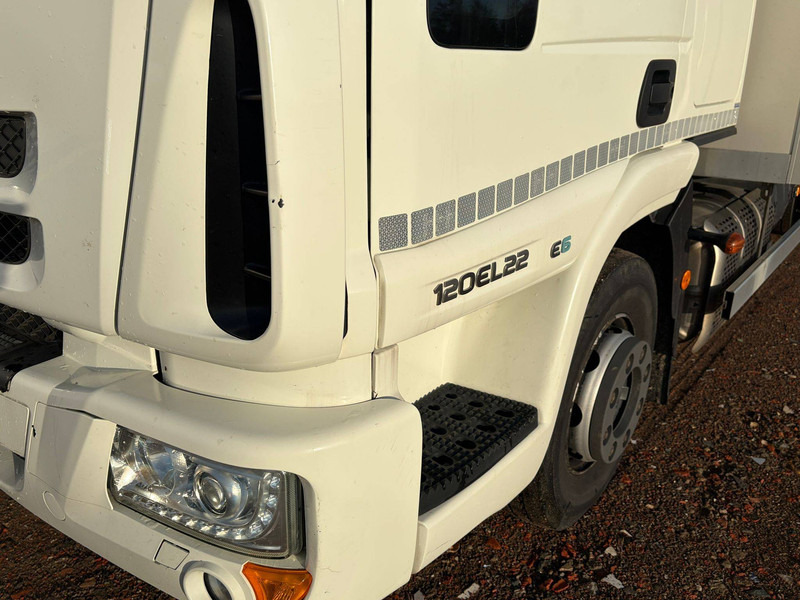 Iveco 120EL - Fourgon utilitaire: photos 5 Iveco 120EL - Fourgon utilitaire: photos 5