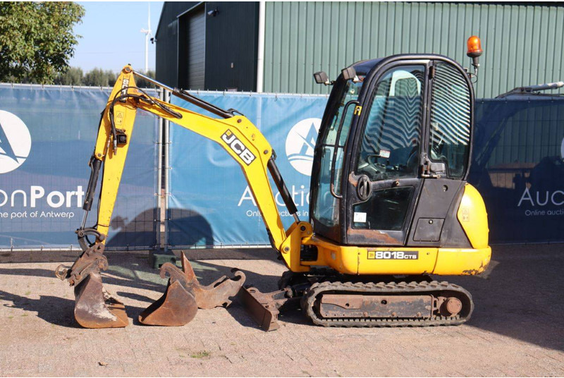 JCB 8018 CTS - Mini pelle: photos 1 JCB 8018 CTS - Mini pelle: photos 1