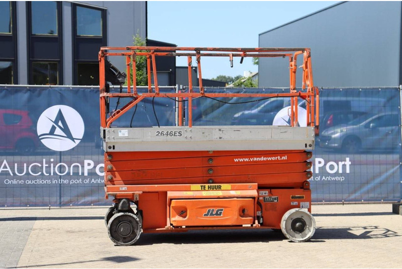 JLG 2646ES - Nacelle ciseaux: photos 1 JLG 2646ES - Nacelle ciseaux: photos 1