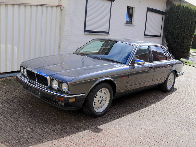 Jaguar XJ-12 - Voiture: photos 2 Jaguar XJ-12 - Voiture: photos 2