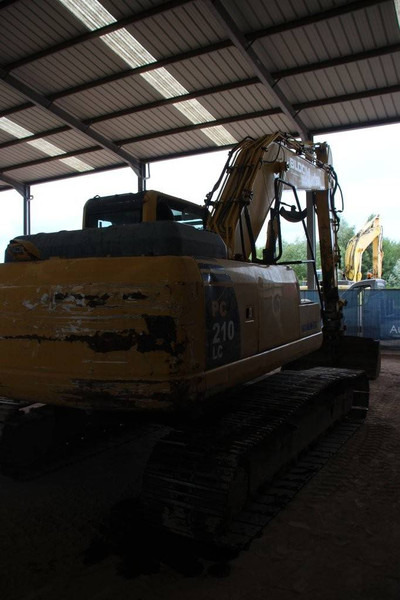 Komatsu PC210LC-8 - Pelle sur chenille: photos 5 Komatsu PC210LC-8 - Pelle sur chenille: photos 5
