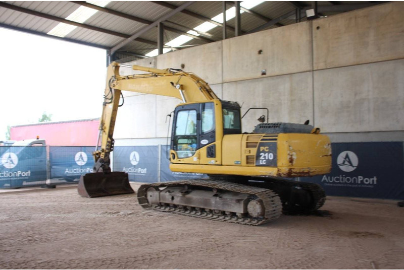 Komatsu PC210LC-8 - Pelle sur chenille: photos 3 Komatsu PC210LC-8 - Pelle sur chenille: photos 3