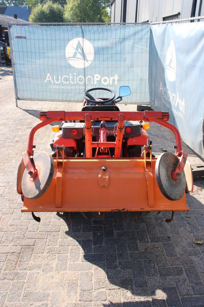Kubota Aster A-14 - Tracteur agricole: photos 4 Kubota Aster A-14 - Tracteur agricole: photos 4