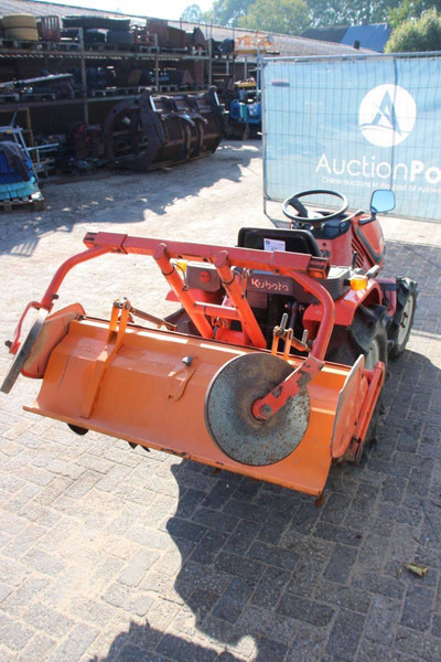 Kubota Aster A-14 - Tracteur agricole: photos 5 Kubota Aster A-14 - Tracteur agricole: photos 5