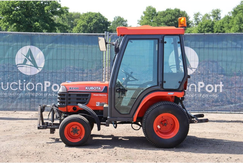 Kubota B2100HD - Tracteur agricole: photos 2 Kubota B2100HD - Tracteur agricole: photos 2