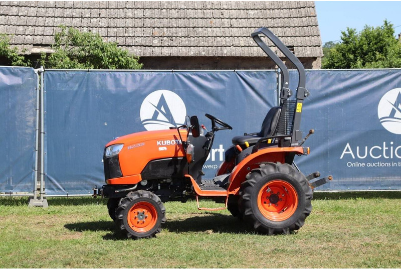 Kubota B2201 - Tracteur agricole: photos 1 Kubota B2201 - Tracteur agricole: photos 1