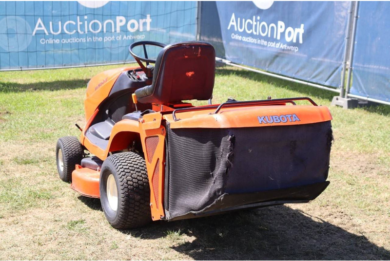 Kubota GR1600EU-2 - Motofaucheuse: photos 4 Kubota GR1600EU-2 - Motofaucheuse: photos 4