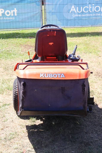 Kubota GR1600EU-2 - Motofaucheuse: photos 5 Kubota GR1600EU-2 - Motofaucheuse: photos 5