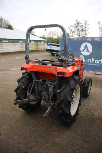 Kubota GT-3 - Tracteur agricole: photos 5 Kubota GT-3 - Tracteur agricole: photos 5