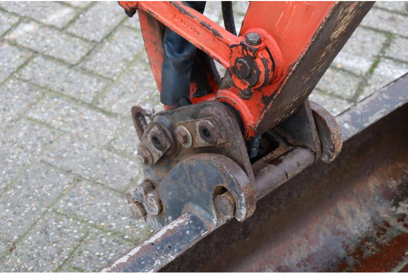 Pelle sur chenille Kubota U25-3S: photos 17