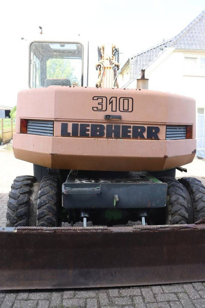 Liebherr A 310 - Pelle sur pneus: photos 5 Liebherr A 310 - Pelle sur pneus: photos 5