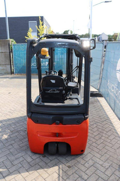 Linde E16-01 - Chariot élévateur électrique: photos 4 Linde E16-01 - Chariot élévateur électrique: photos 4