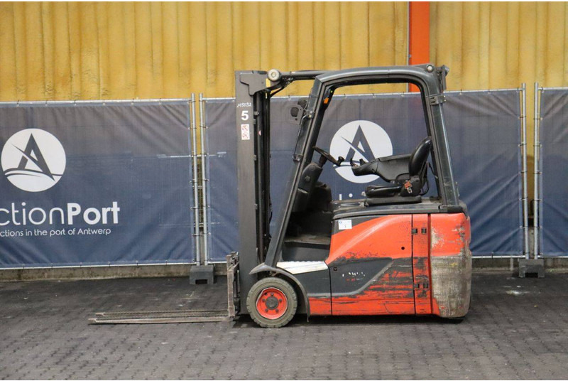 Linde E16H-02 - Chariot élévateur électrique: photos 2 Linde E16H-02 - Chariot élévateur électrique: photos 2