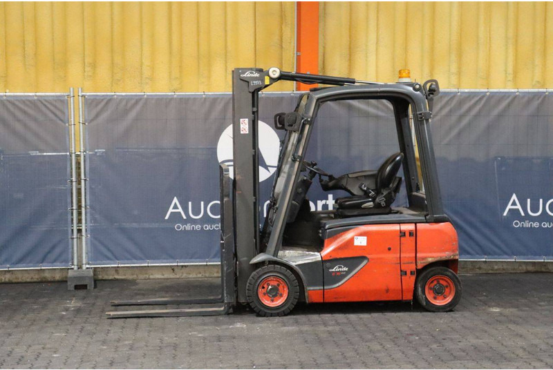 Linde E16P-02 - Chariot élévateur électrique: photos 1 Linde E16P-02 - Chariot élévateur électrique: photos 1