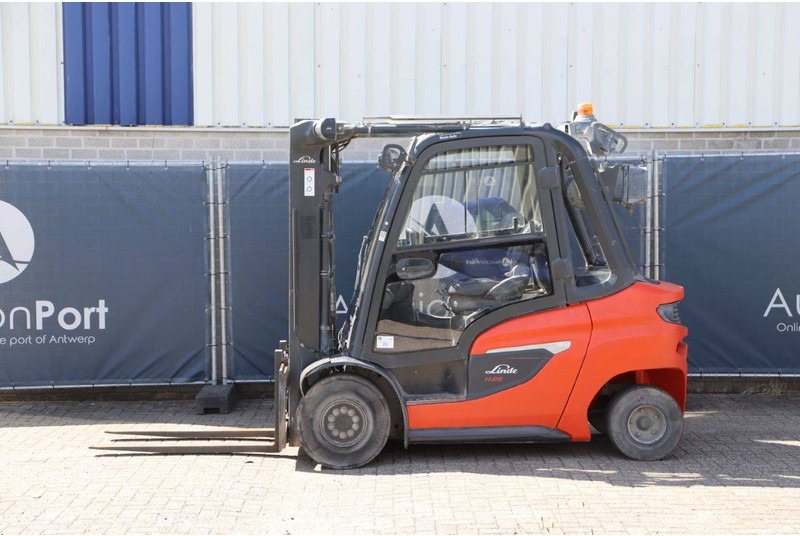 Linde H25D-01/600 - Chariot élévateur diesel: photos 2 Linde H25D-01/600 - Chariot élévateur diesel: photos 2