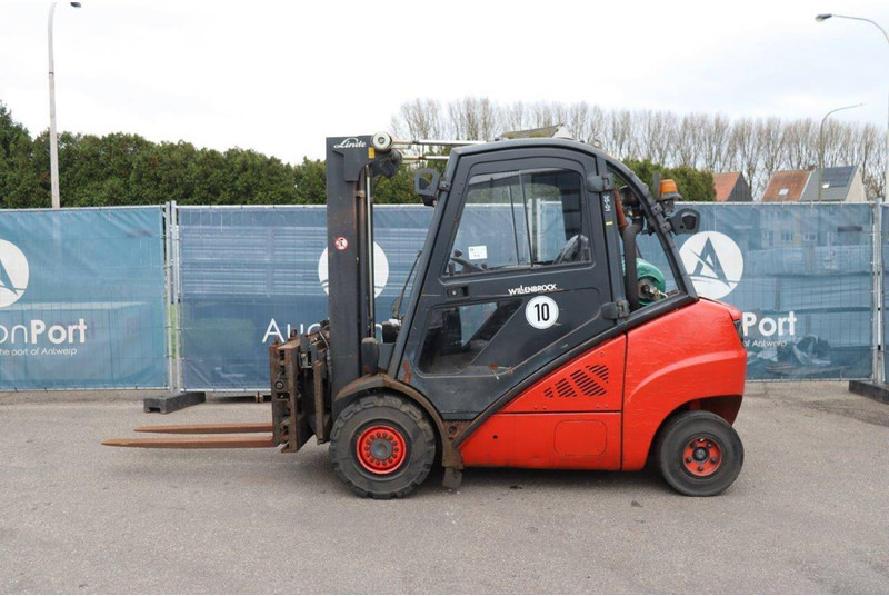 Linde H35T-01 - Chariot élévateur à gaz: photos 2 Linde H35T-01 - Chariot élévateur à gaz: photos 2