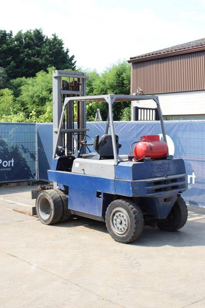 Linde H40T - Chariot élévateur à gaz: photos 4 Linde H40T - Chariot élévateur à gaz: photos 4