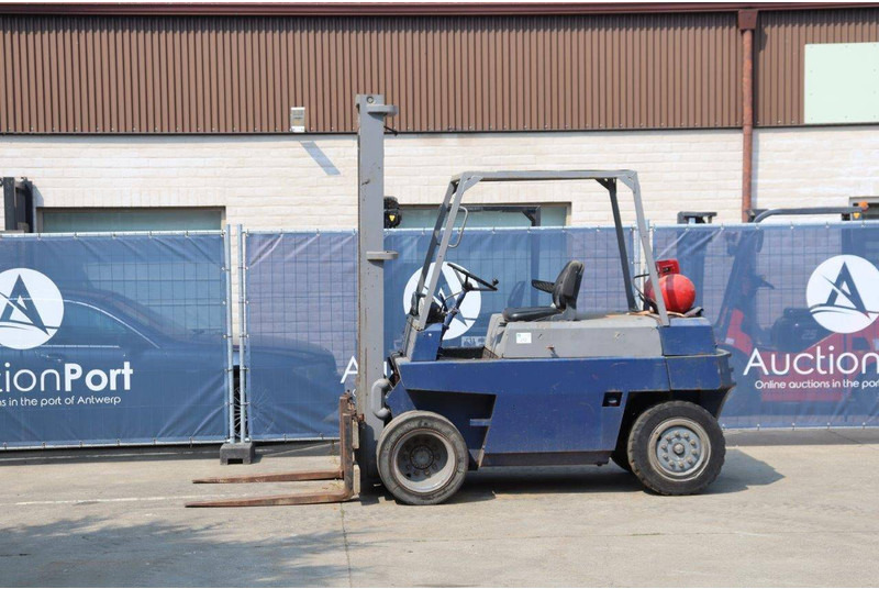 Linde H40T - Chariot élévateur à gaz: photos 1 Linde H40T - Chariot élévateur à gaz: photos 1