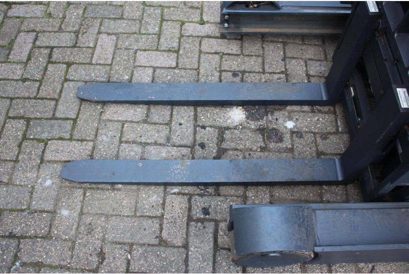 Chariot élévateur électrique Linde R14B-01: photos 13 Chariot élévateur électrique Linde R14B-01: photos 13