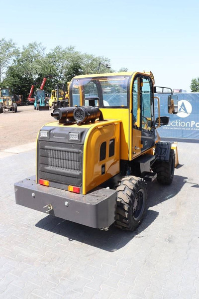 Machpro MP-L300 - Chargeuse sur pneus: photos 5 Machpro MP-L300 - Chargeuse sur pneus: photos 5
