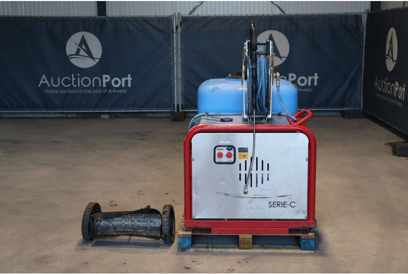 Meclean SERIE-CFB LiPoi4 24V - Nettoyeur haute pression: photos 5 Meclean SERIE-CFB LiPoi4 24V - Nettoyeur haute pression: photos 5